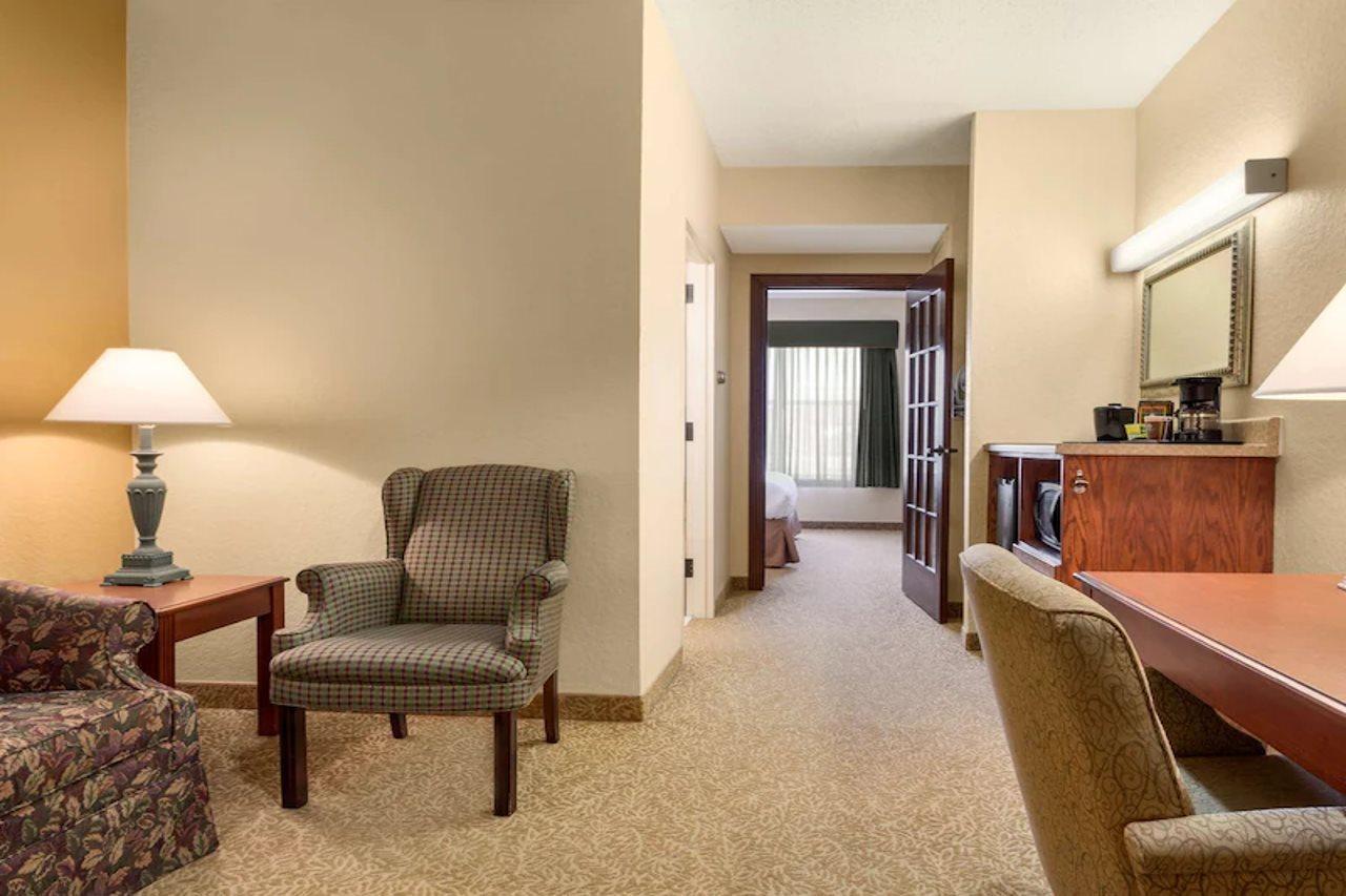Sonesta Essential Iah Airport Jfk Boulevard - Newly Renovated Houston Exterior foto